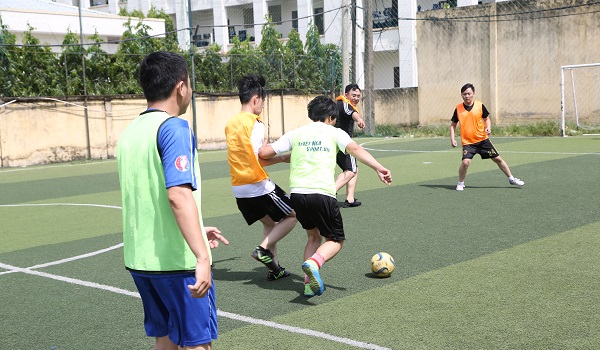 Tưng bừng khai mạc giải bóng đá MATBAO CUP 2018 14