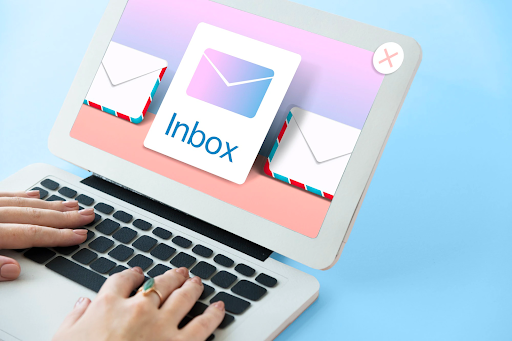 Quản lý email doanh nghiệp hiệu quả nhờ sử dụng dịch vụ Mắt bão