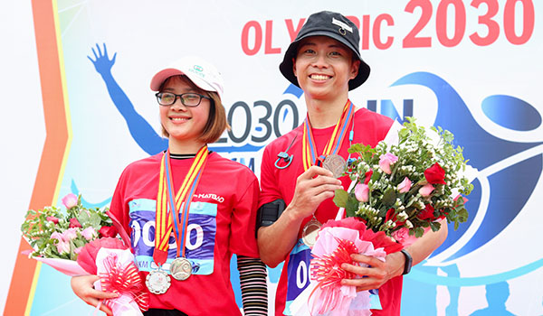 Các VĐV xuất sắc đạt giải của Mắt Bão tại Olympic Marathon 2030