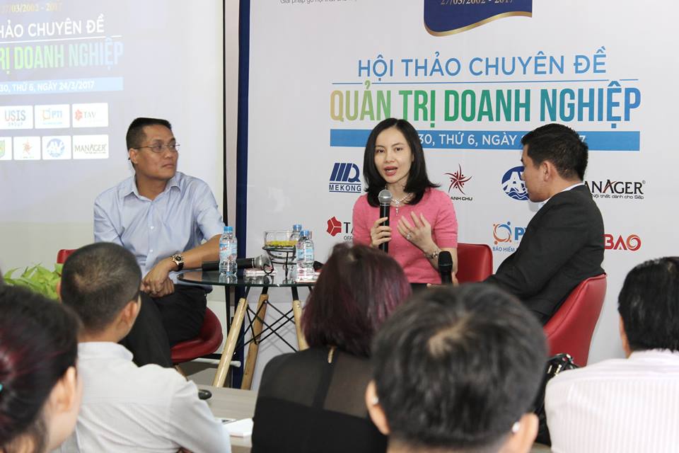 Bà Đào Thị Thiên Hương phát biểu tại Talk Show Mắt Bão